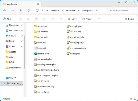 Folder-ul cu WordPress